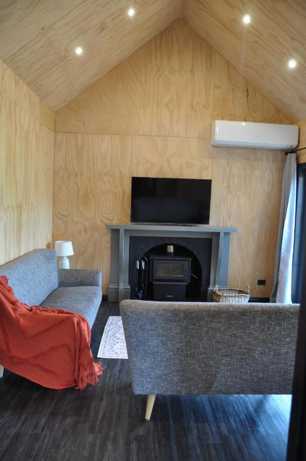 Renagour Cottage - Farmstay With Hot Tub! Whanganui Zewnętrze zdjęcie