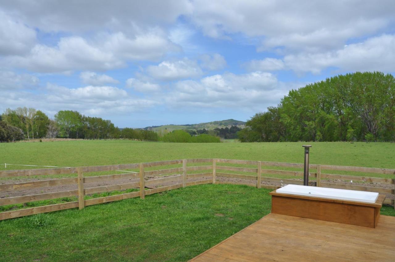 Renagour Cottage - Farmstay With Hot Tub! Whanganui Zewnętrze zdjęcie