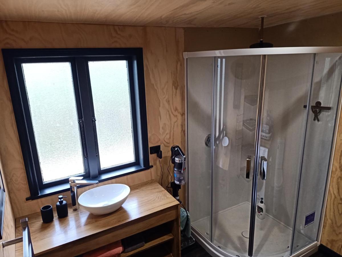 Renagour Cottage - Farmstay With Hot Tub! Whanganui Zewnętrze zdjęcie